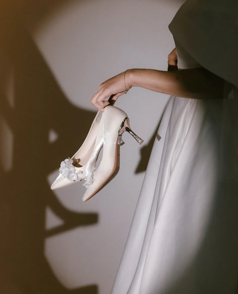 Bruidsschoenen en accessoires: de laatste finishing touch